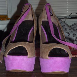 Jessica Simpson JS-"Carrack" Wedge Heels Size 10